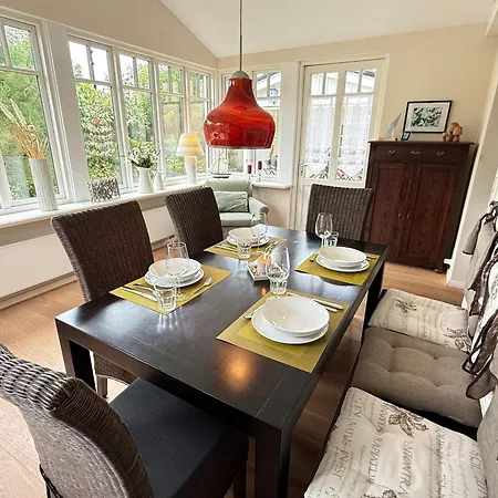 펜션 Haus Windfluechter 보른